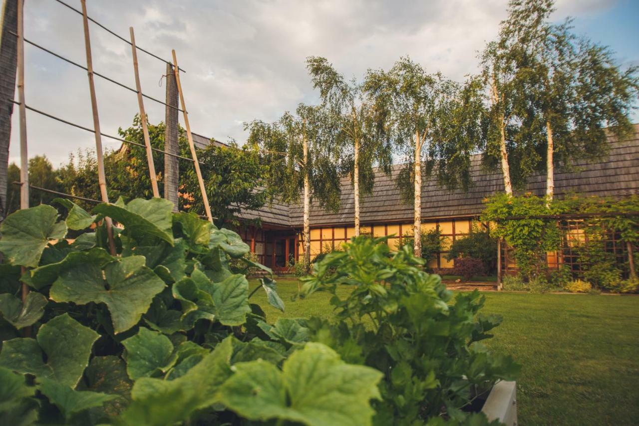 Mak Bed & Breakfast Murowana Goslina Luaran gambar